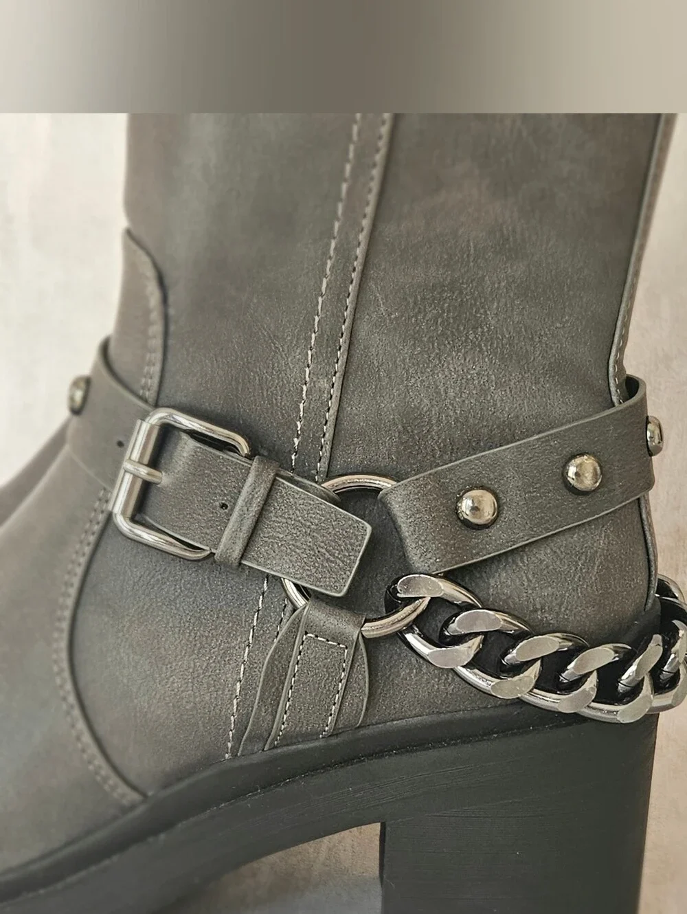 ​Nine West Grey Ankle Boots Chain & Stud Strap Chunky Heel Lug Sole Sz 8.5 M